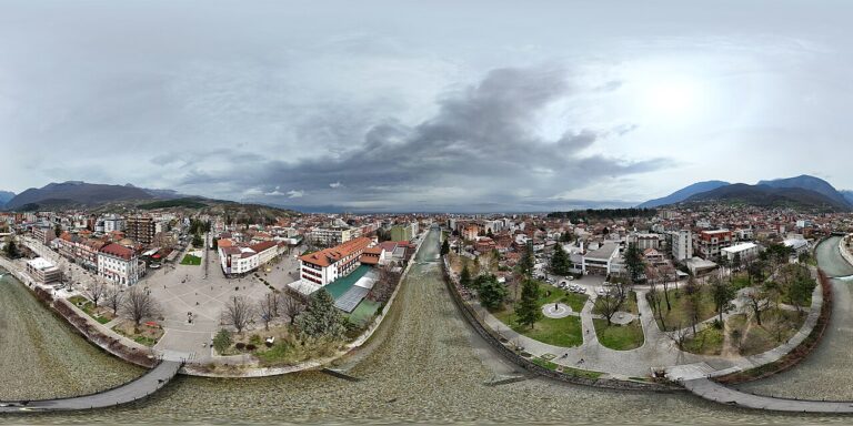 Pamje arkivore e Pejës (2025), qyteti i origjinës së korit Siparantum.